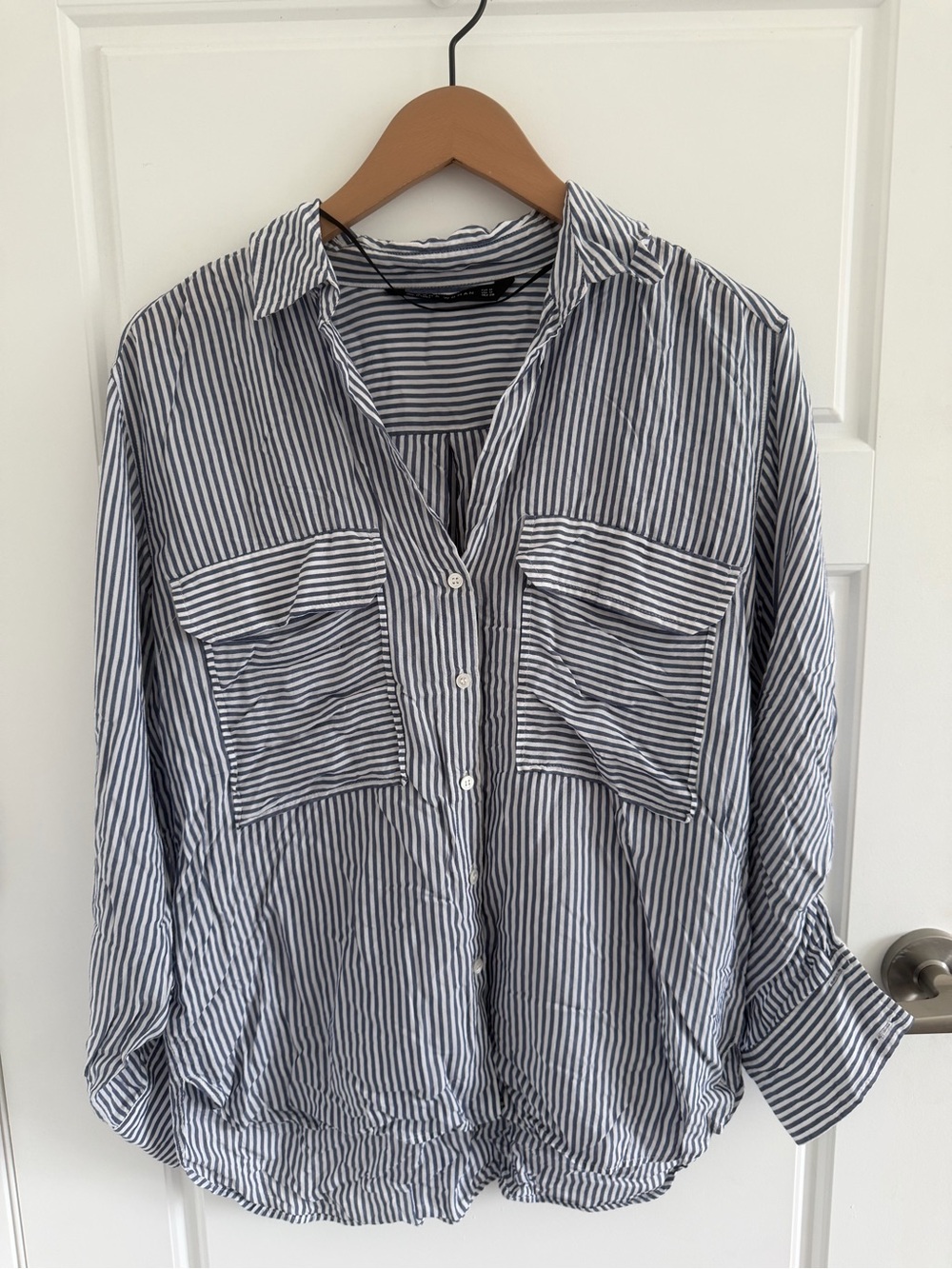 Zara Striped Blue and White Button-Up Shirt